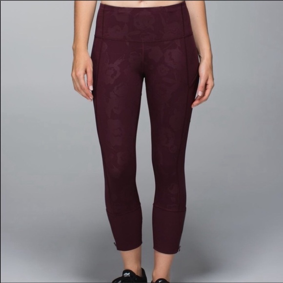 lululemon athletica Pants - LULULEMON REBEL RUNNER CROP